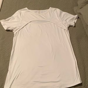 Urban daizy cutout tee, size L